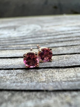 Load image into Gallery viewer, 14k tourmaline studs