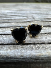Load image into Gallery viewer, 14ky black onyx heart earrings