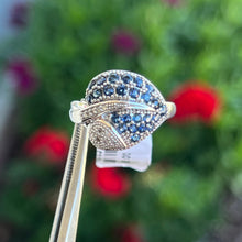 Load image into Gallery viewer, 14kw sapphire + diamond ring