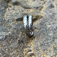 Load image into Gallery viewer, Silver wrap band
