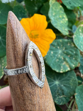 Load image into Gallery viewer, Silver + 18k texture ring