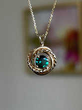Load image into Gallery viewer, 14ky green tourmaline pendant