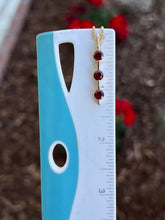 Load image into Gallery viewer, 14ky 3 garnet pendant
