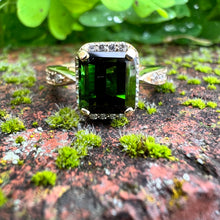 Load image into Gallery viewer, 14k green tourmaline and diamond ring